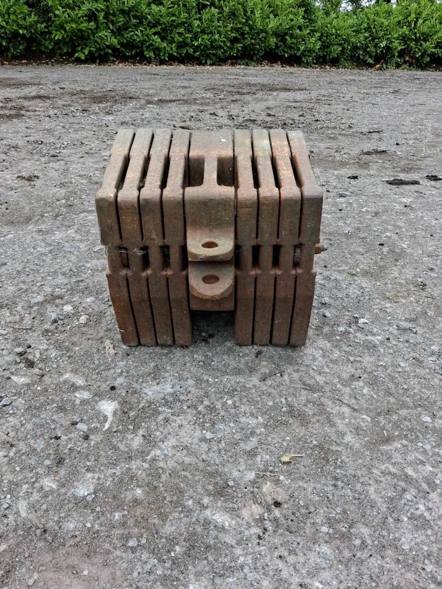 Ford weight blocks - Image 1