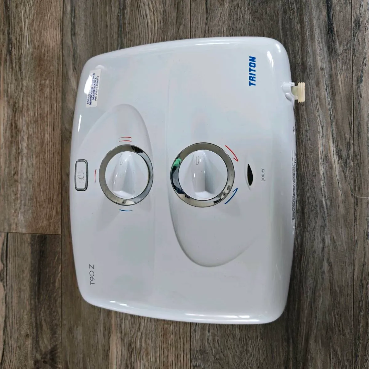 Electric shower - Image 2