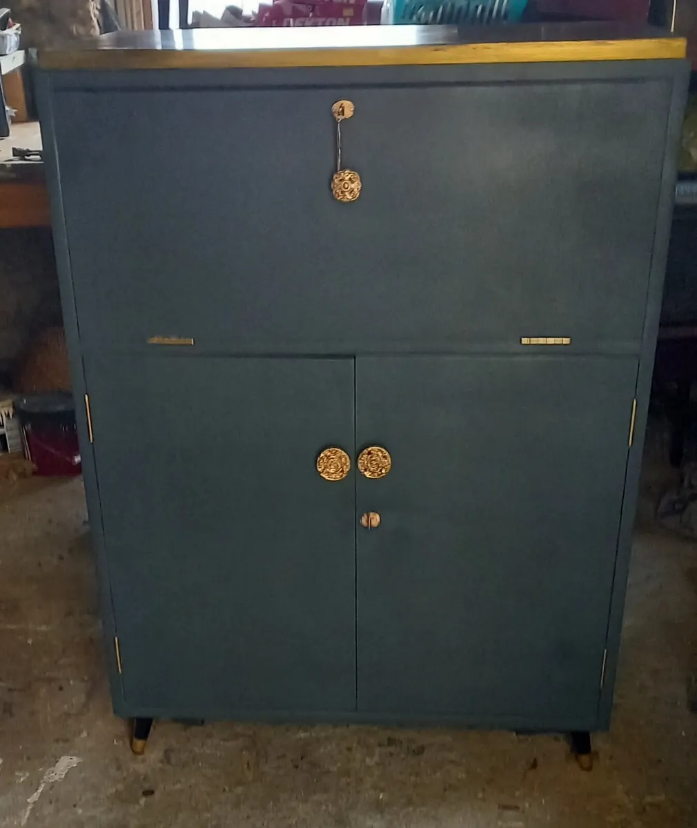 Vintage cabinet - Image 3