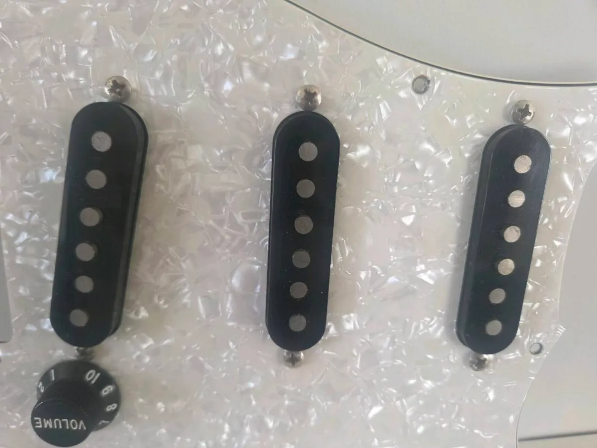 Squier Standard Series Strat Loaded Pickguard - Image 2