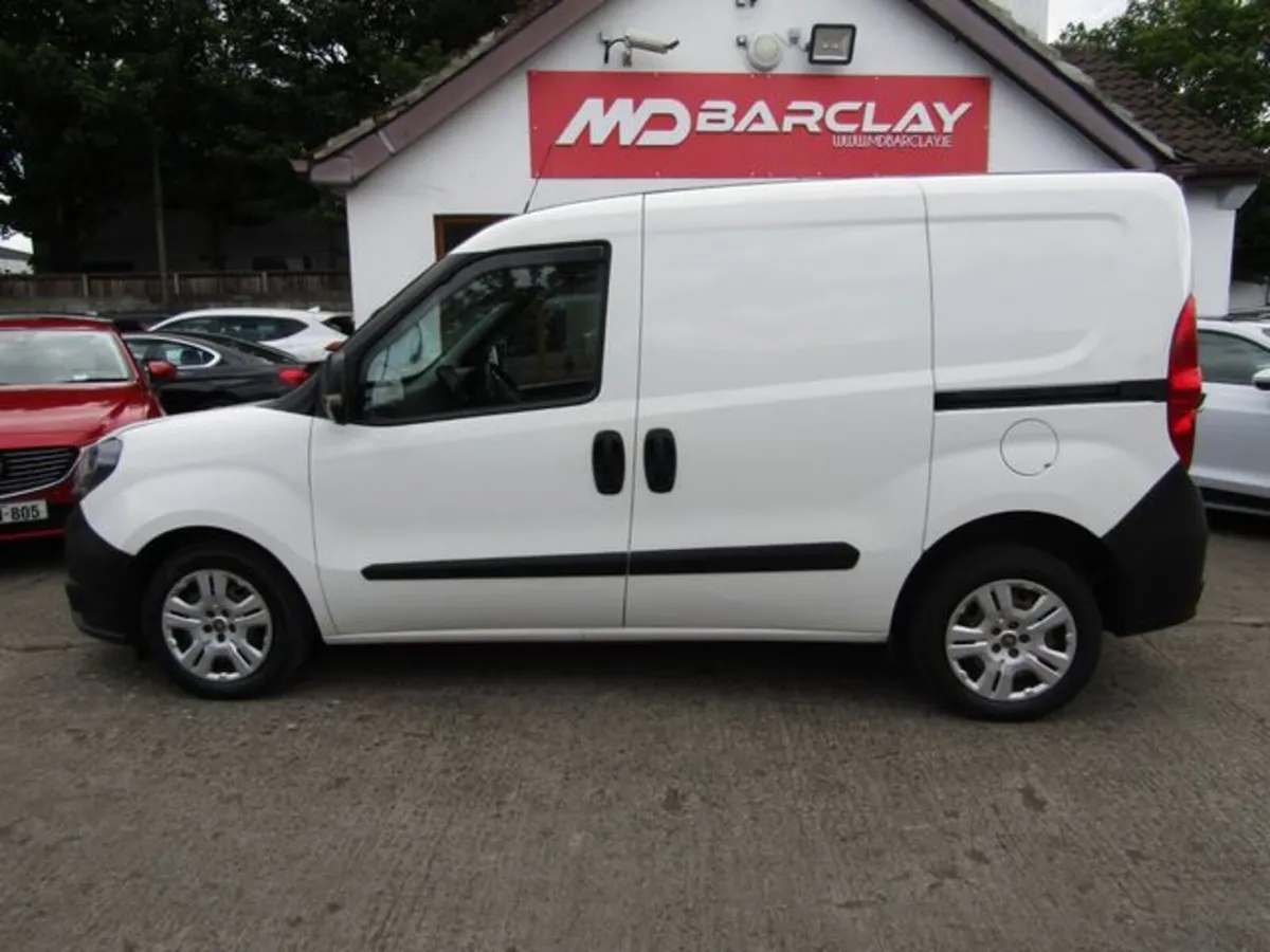 Fiat Doblo Cargo 1.6 90HP 2DR - Image 4