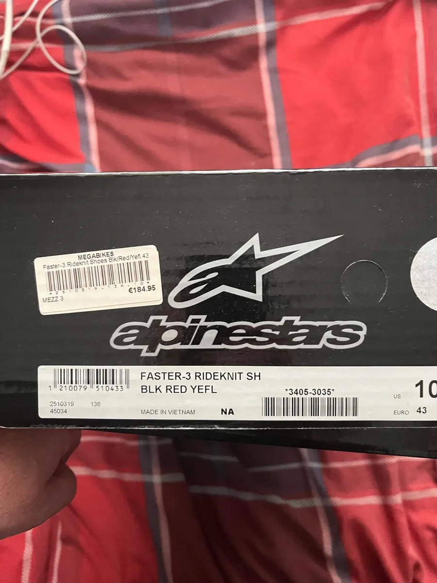 Alpinestars motorbike boots - Image 2