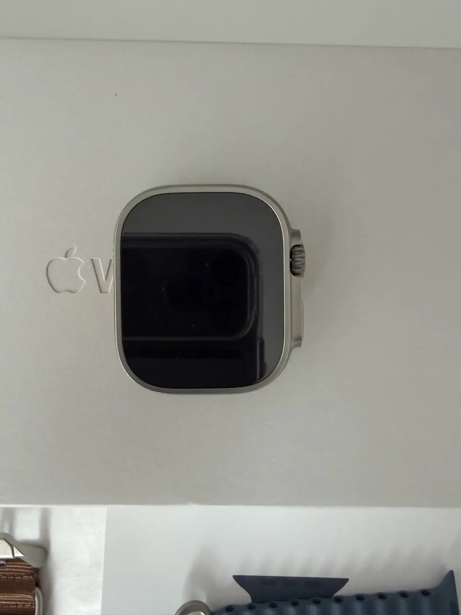 Apple Ultra watch 3 - Image 1