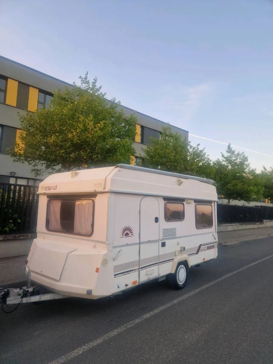 Caravan - Image 1