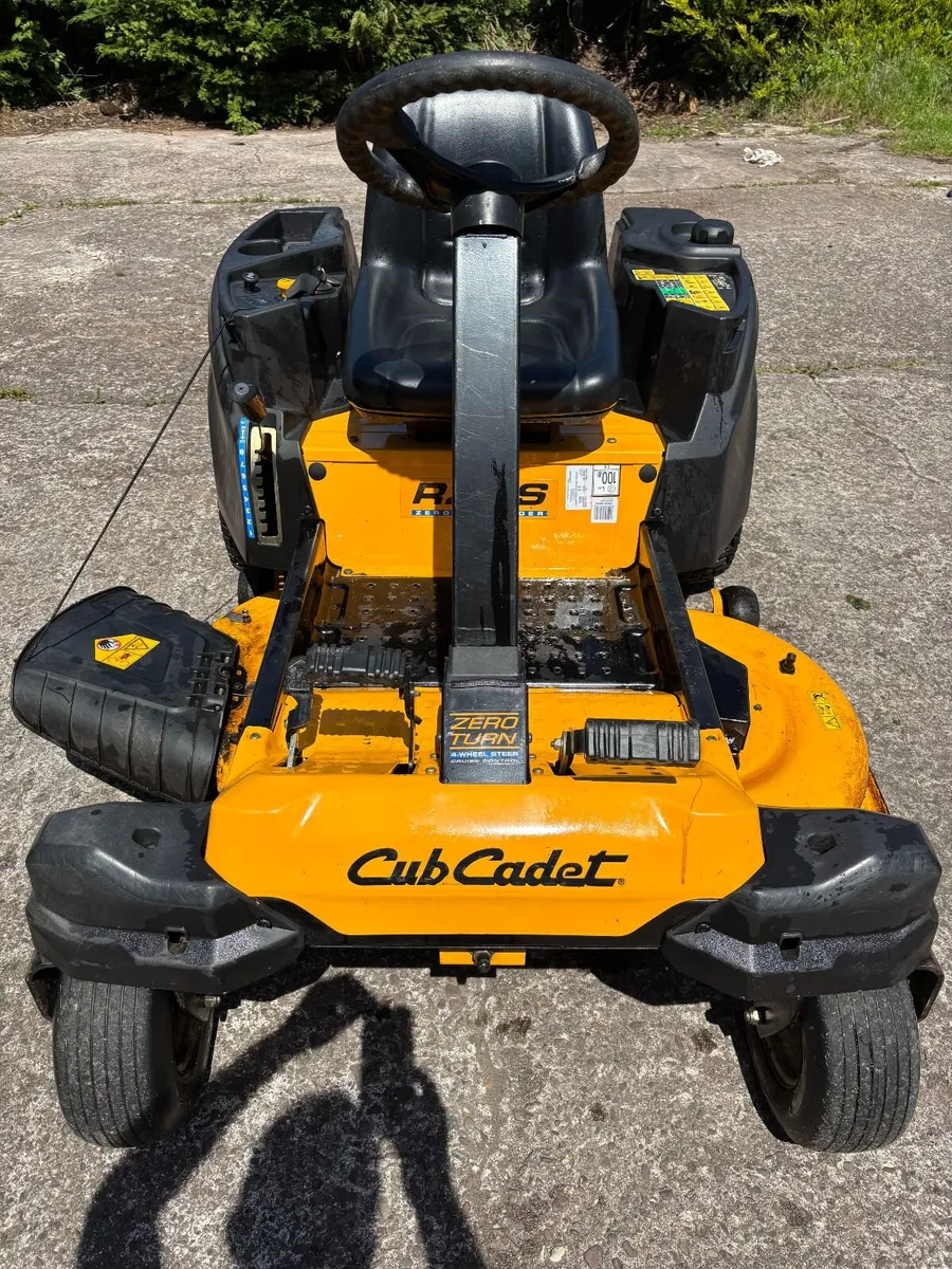 Cub Cadet Zero Turn lawnmower. - Image 1