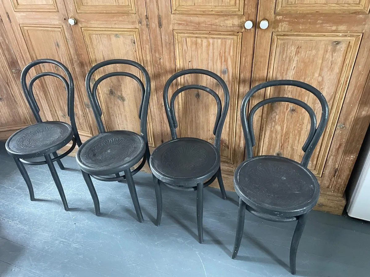 Chairs bent wood cafe - Image 3