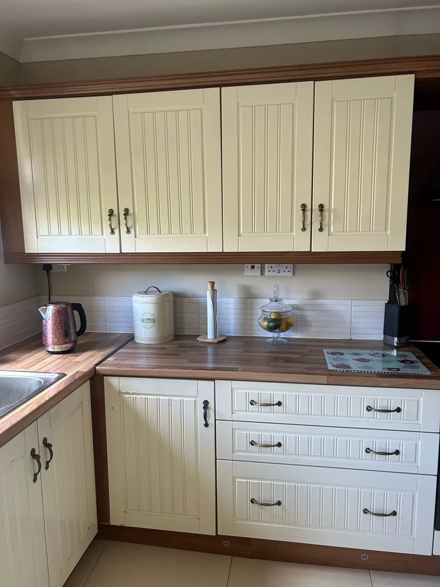 Kitchen - Image 4