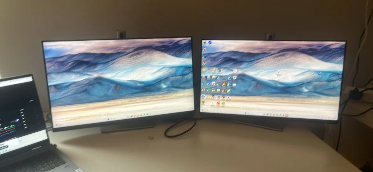 Dell P2222H 22" Full HD IPS Monitor - Image 1