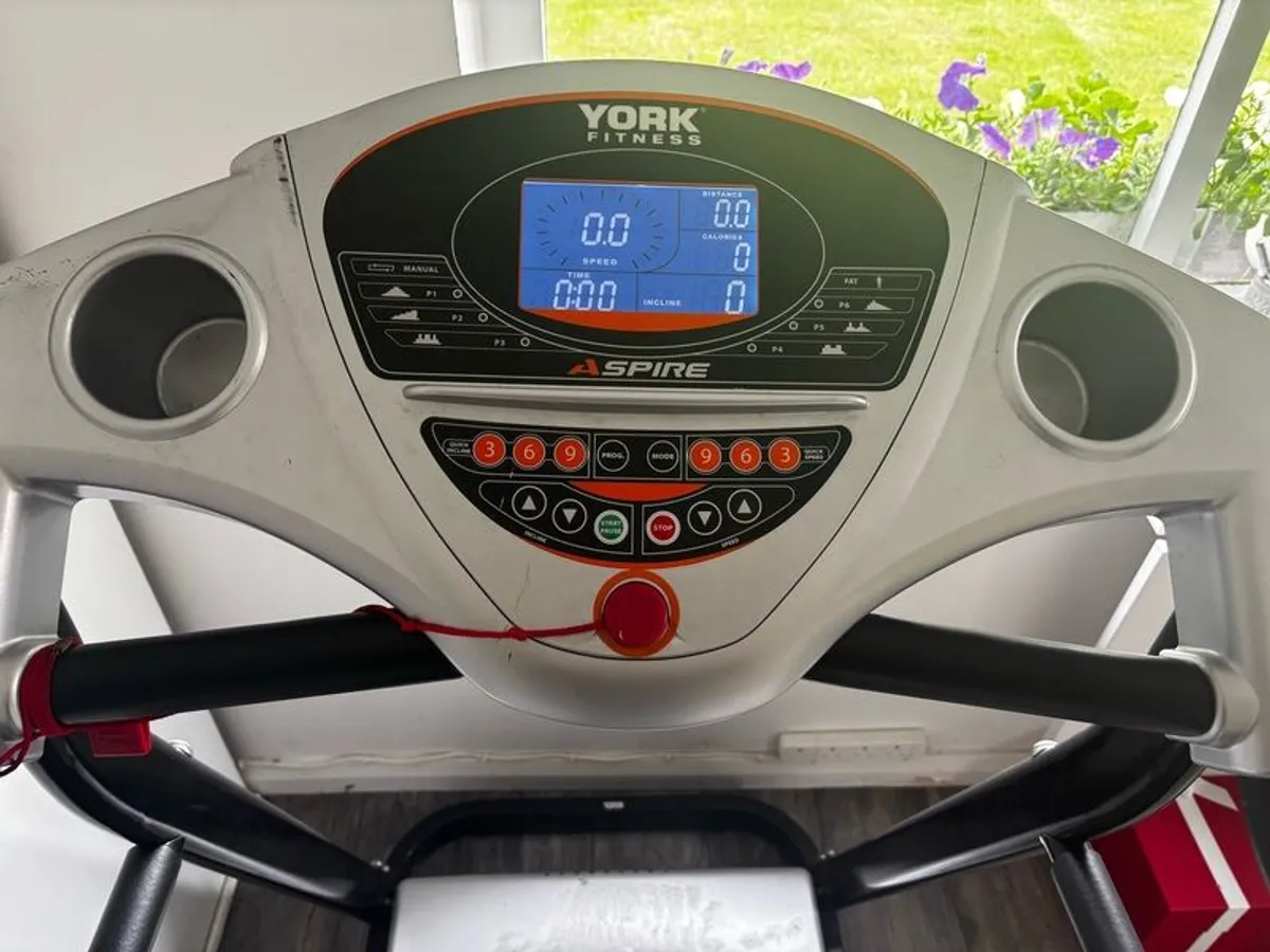 Treadmill - Image 3