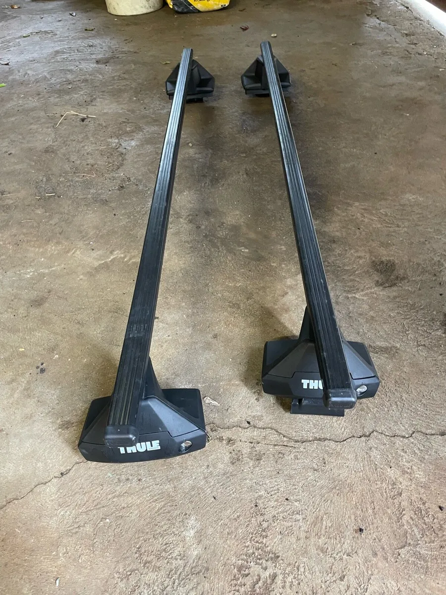 Thule roof bars - Image 1