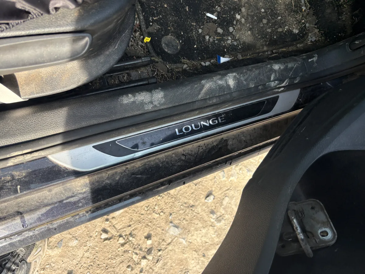 2016 Vw Polo 1.0 Petrol Lounge Model - Image 4