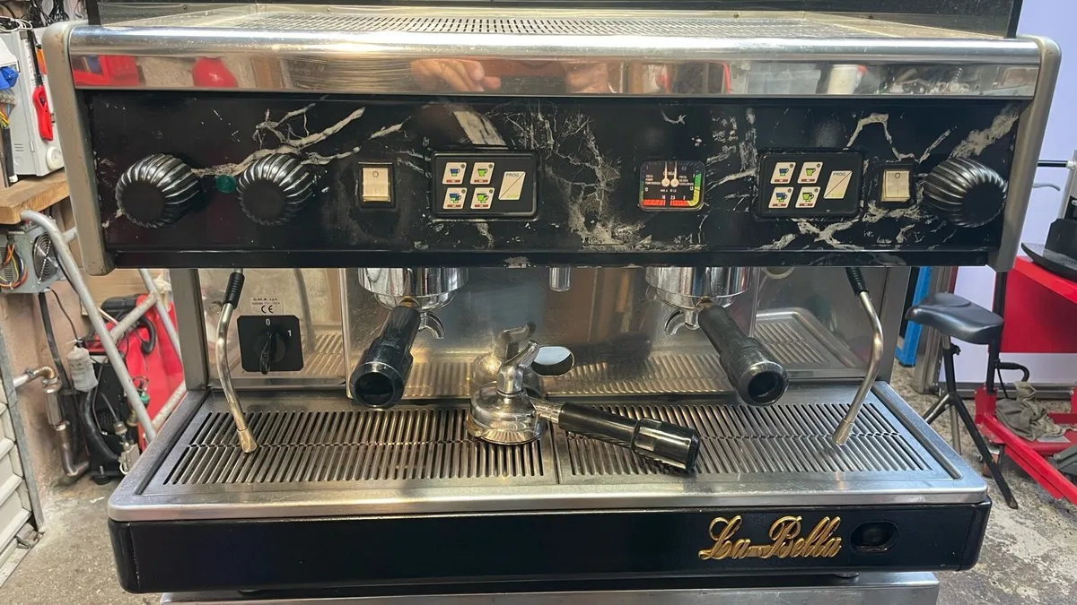 Coffee Machine 2 groups - Image 1