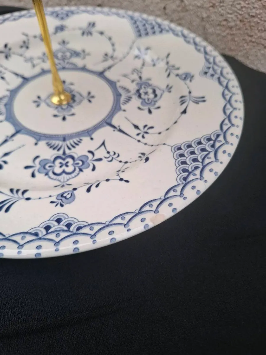 2 tiers blue cake stand - Image 2