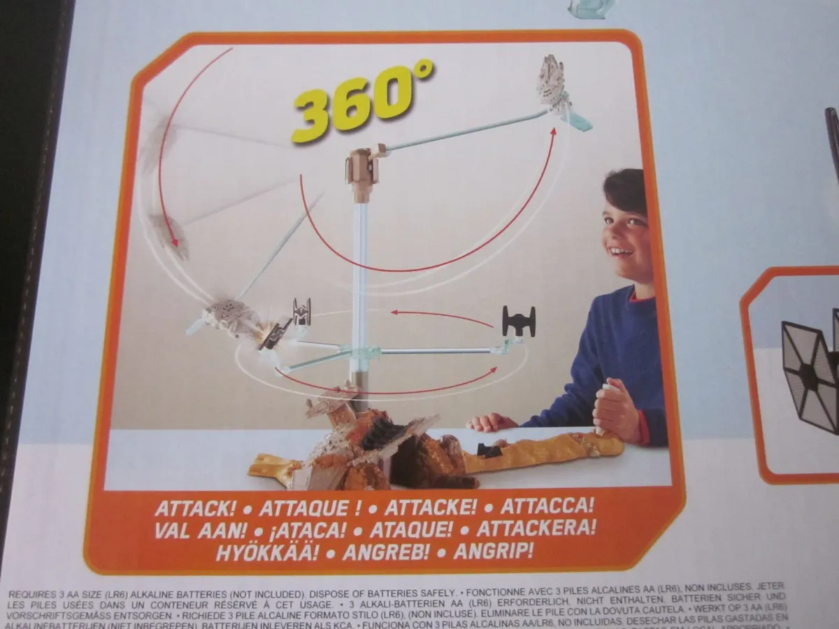 New Wheels Star Wars Escape from Jakku Play Set - Image 3