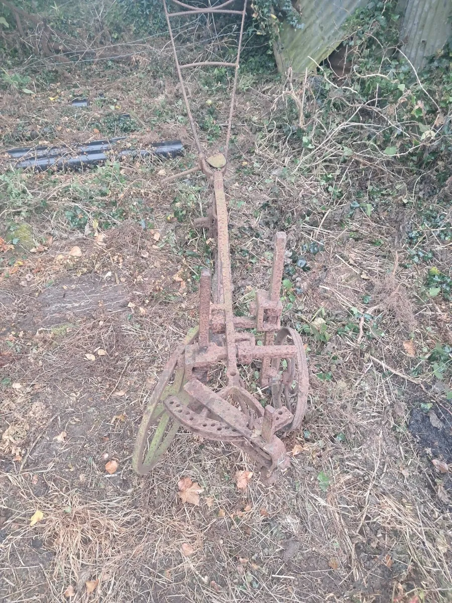 Horse Vintage  ploughs - Image 2