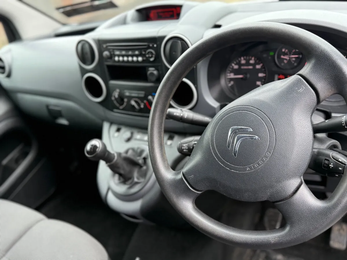 Citroen Berlingo 2019 DOE 1/27 - Image 4