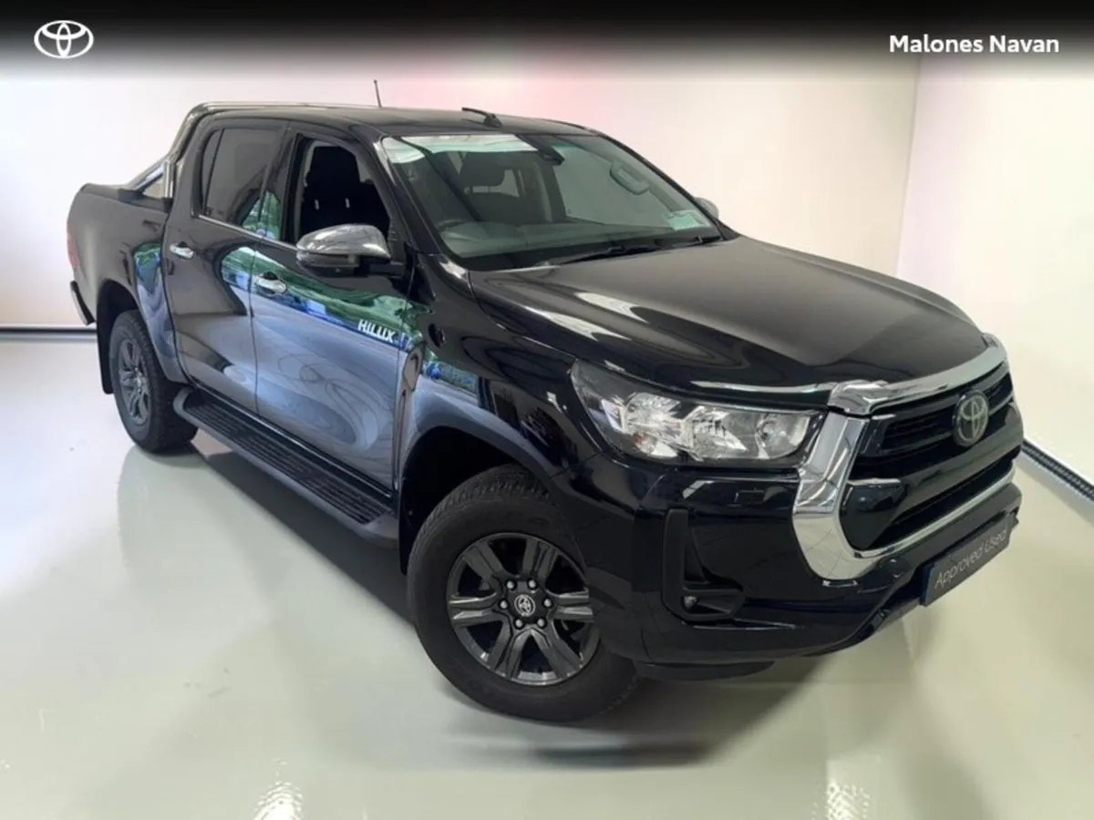 Toyota Hilux HILUX 2.8 D/CAB SR5 AUTO - Image 1