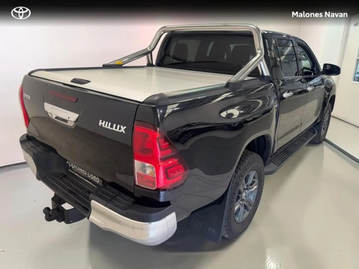 Toyota Hilux HILUX 2.8 D/CAB SR5 AUTO - Image 2