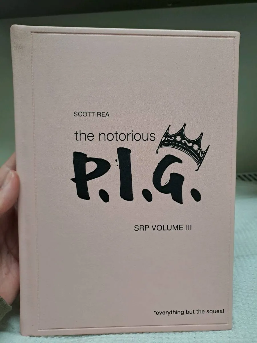 Signed Limited 1st ed The Notorious PIG - Image 1