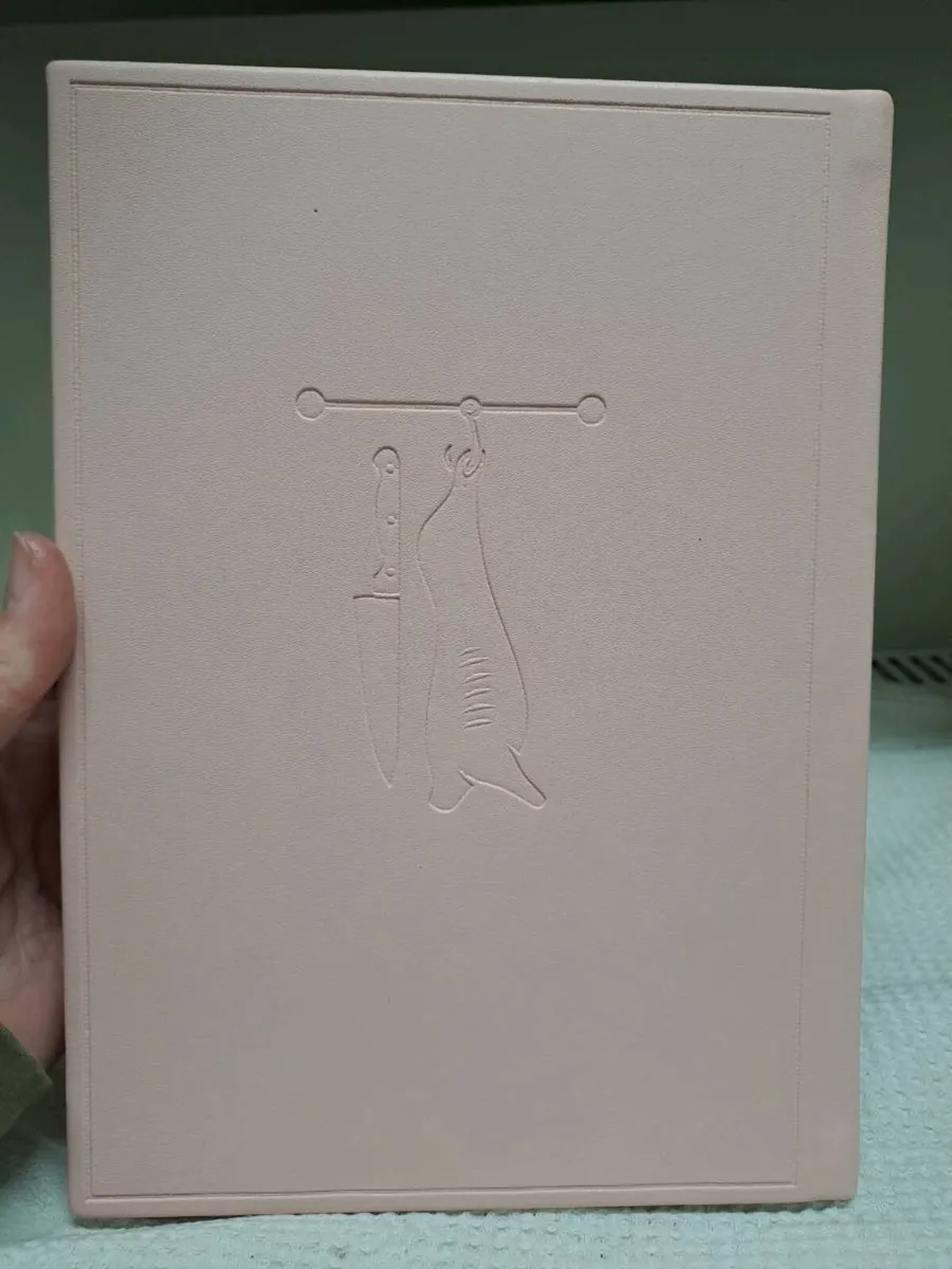 Signed Limited 1st ed The Notorious PIG - Image 2