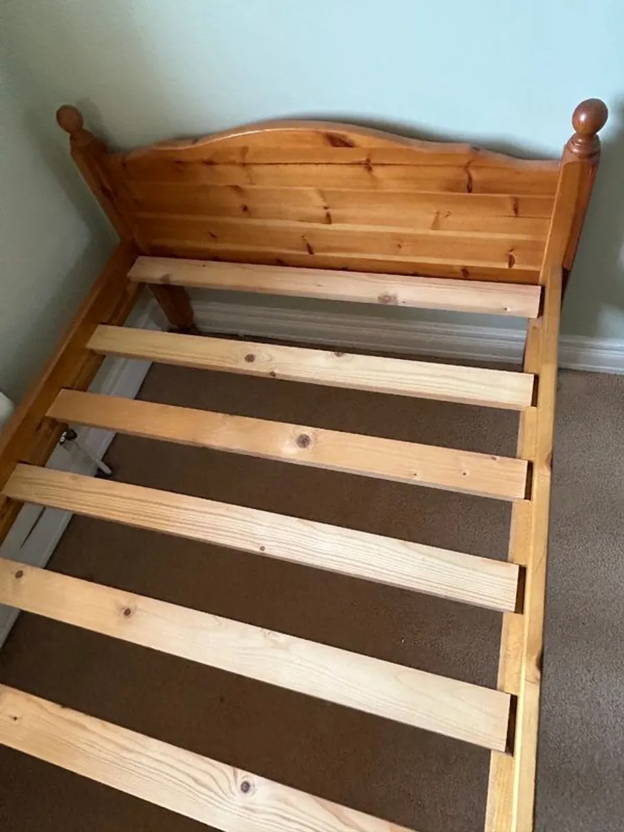 Single Pine Bed in excellent condition - Image 2