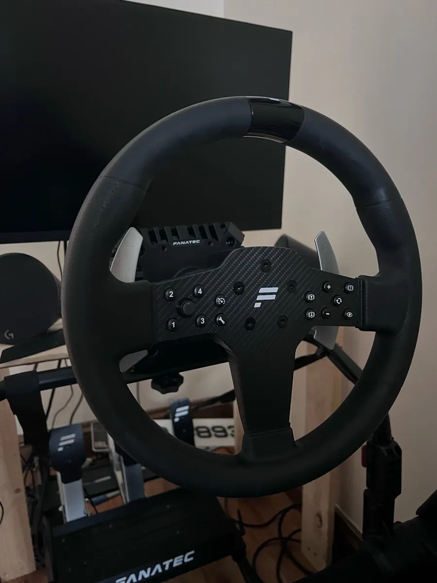 Fanatec Sim rig - Image 1