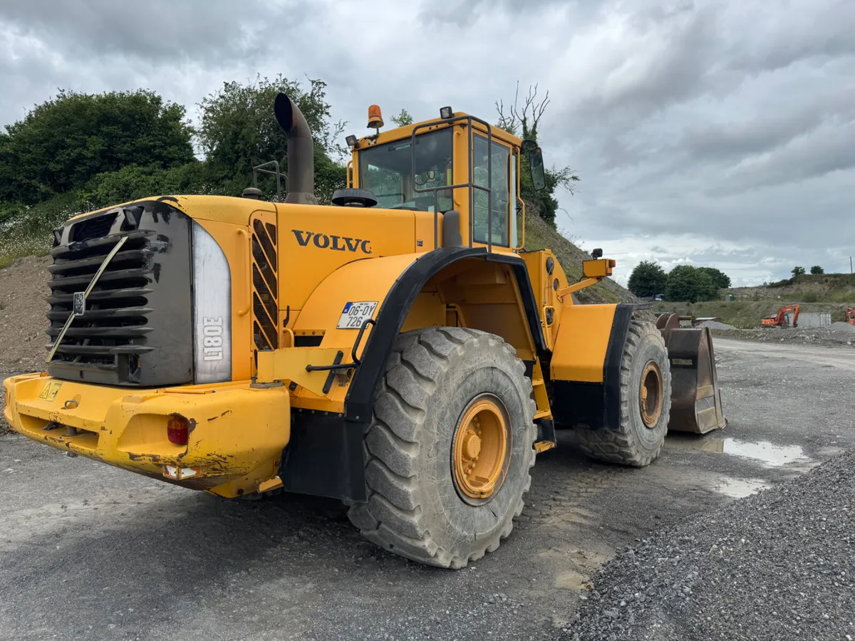 VOLV0 L180E 2006 LOADING SHOVEL - Image 3