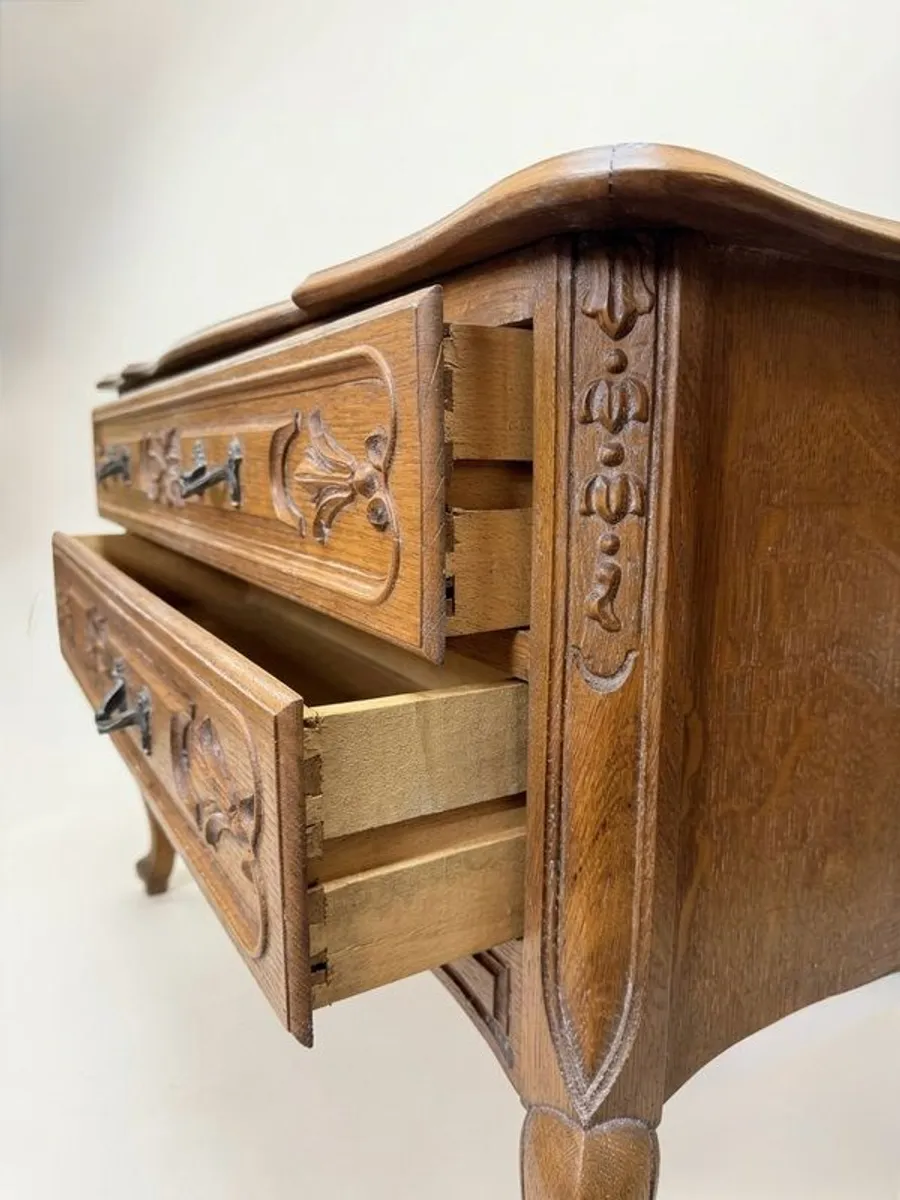 Stunning Antique Country French Oak Commode - Image 4