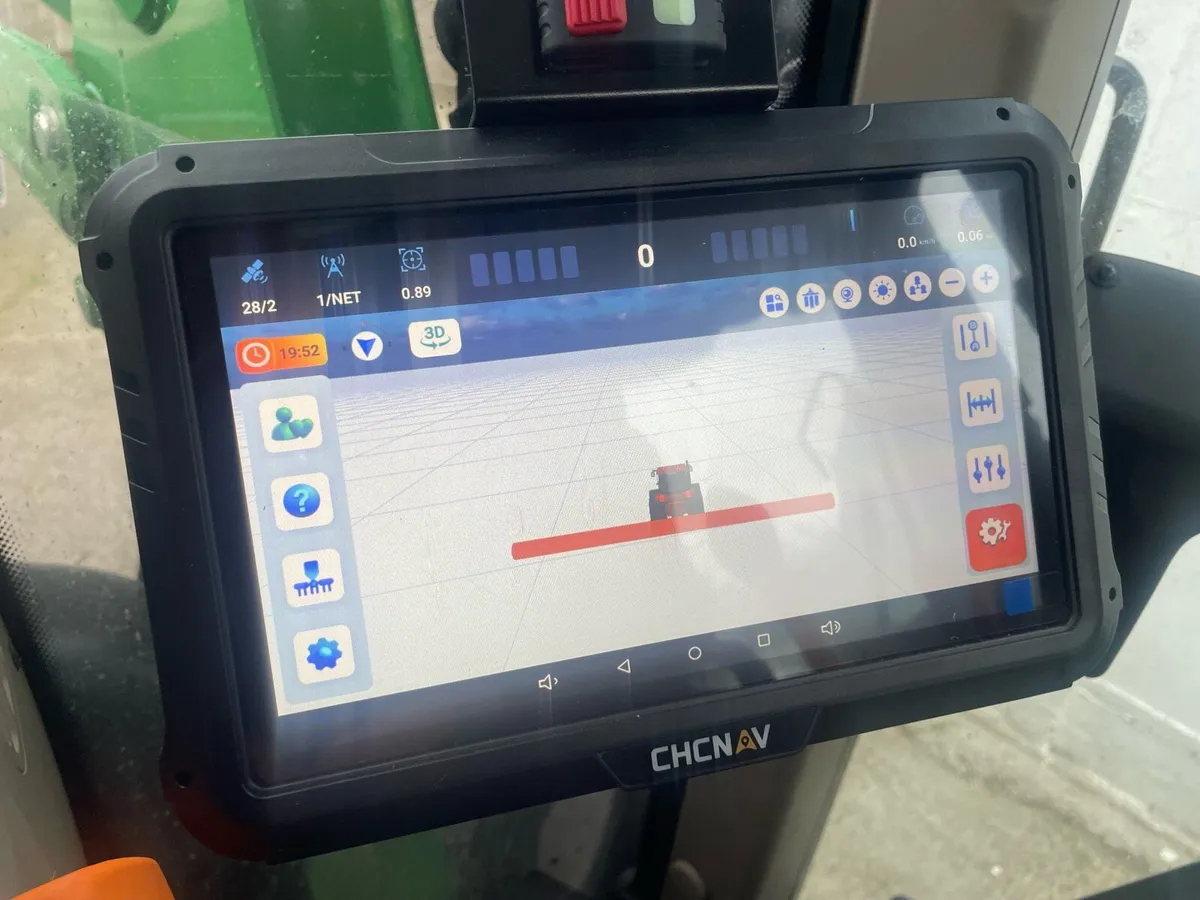 Manual guidance GPS SYSTEMS big screen - Image 1
