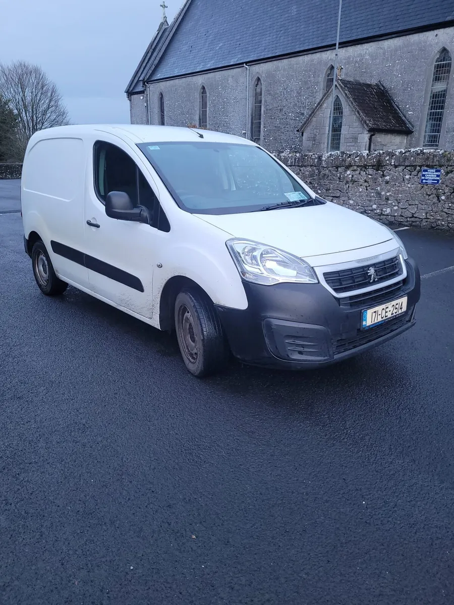 2017 Peugeot Partner - Image 1