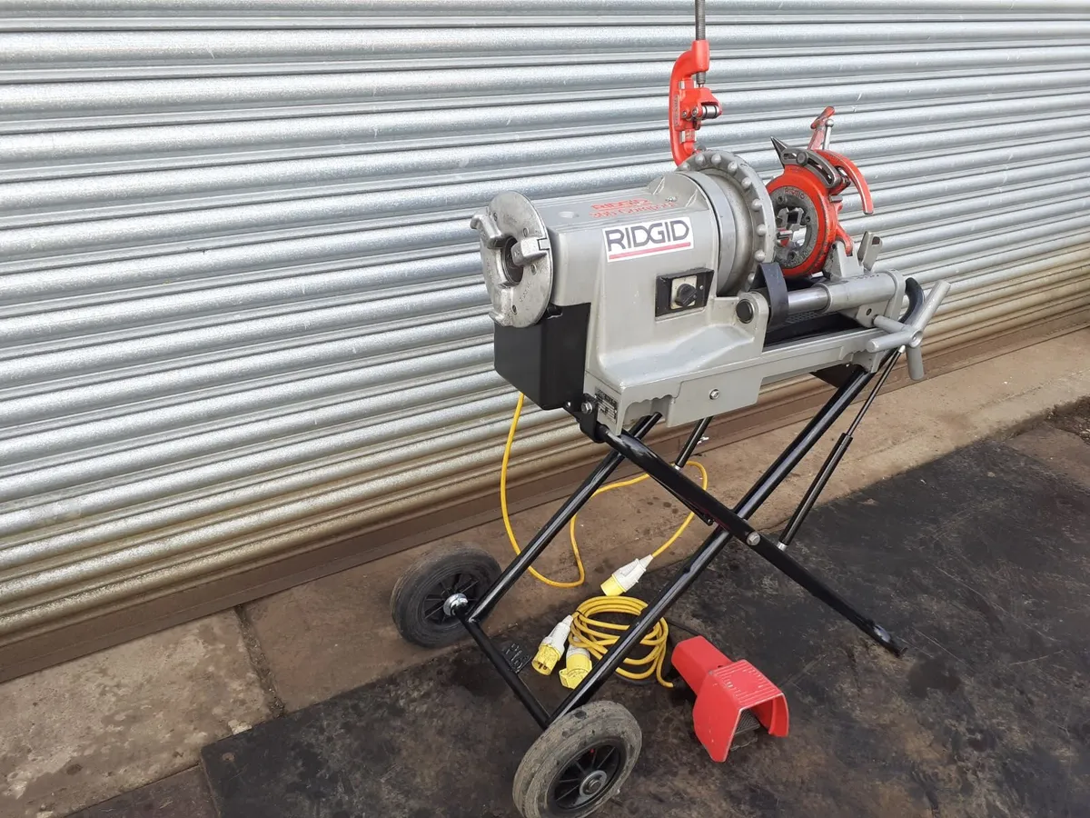 RIDGID 300 COMPACT THREADING MACHINE - Image 3