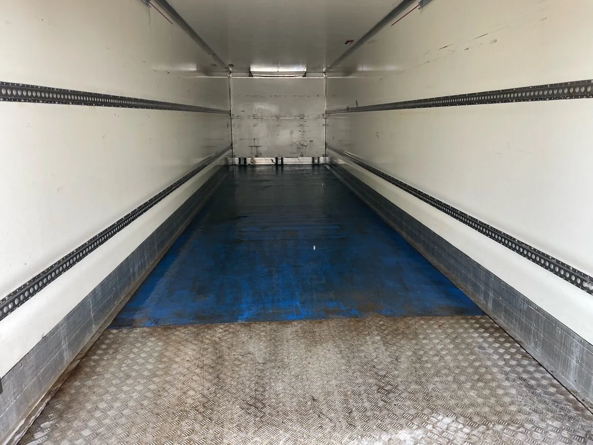 Storage container - Image 2