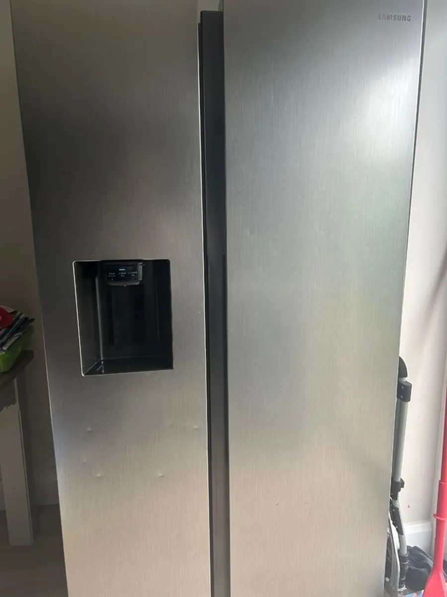 Samsung American fridge freezer - Image 1