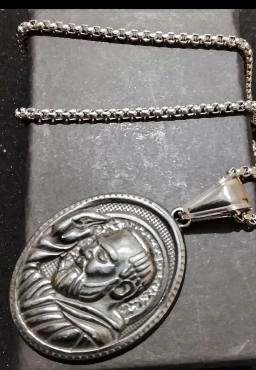 St Padre Pio Blessed Pendant - Image 3