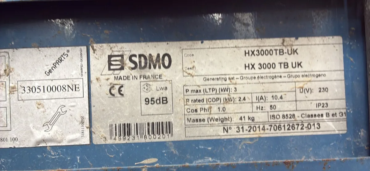 SDMO 3000 HX Generator 2700W - Image 1
