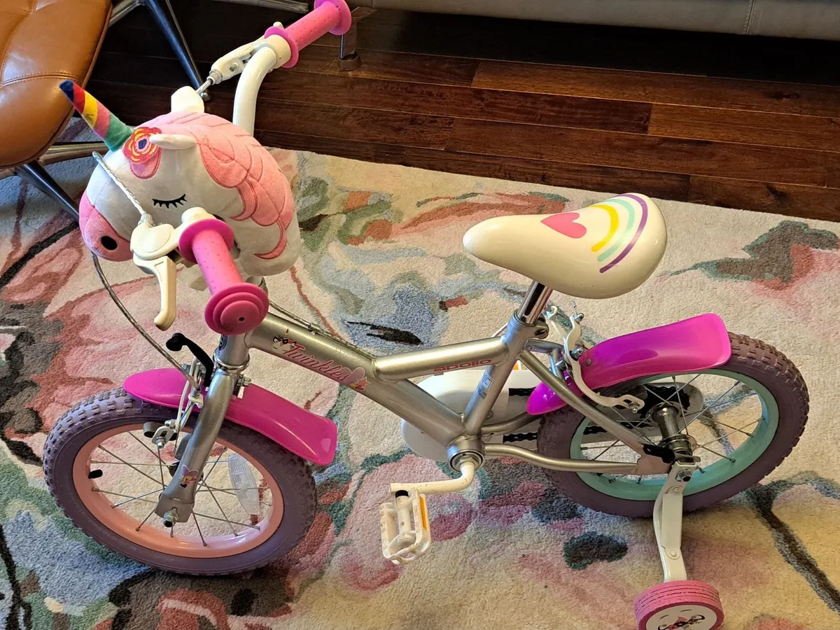 Girls bike - Image 3
