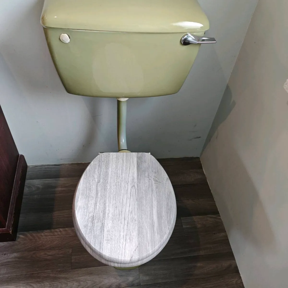 Toilet - Image 2