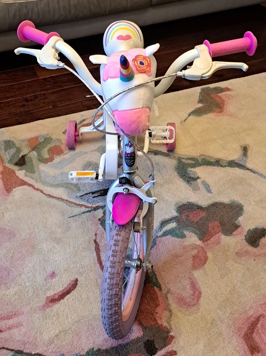 Girls bike - Image 4