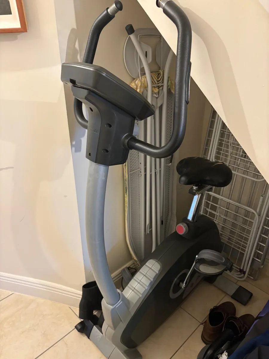 Exercise bike - Image 1