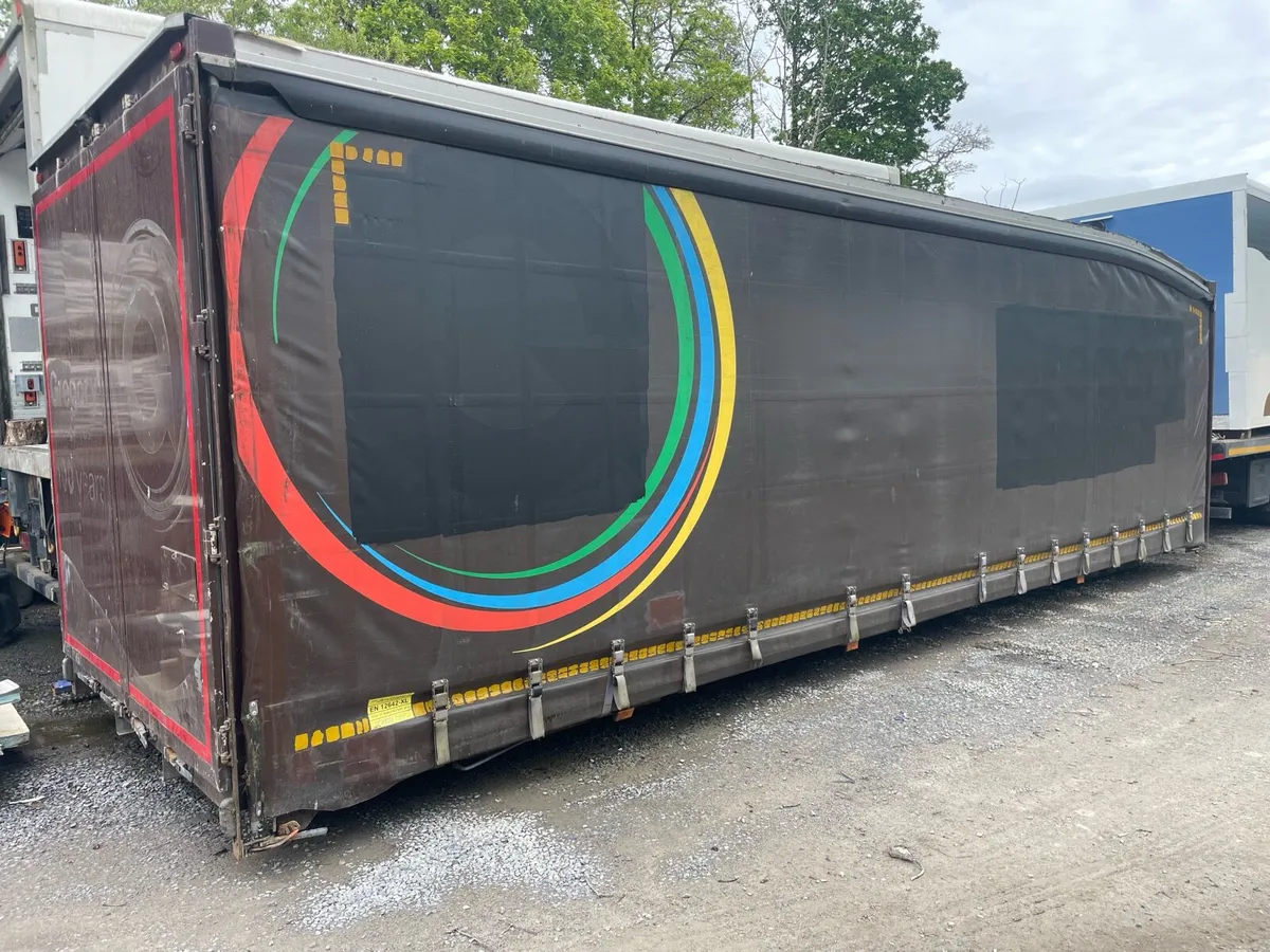 Curtainside storage container - Image 1