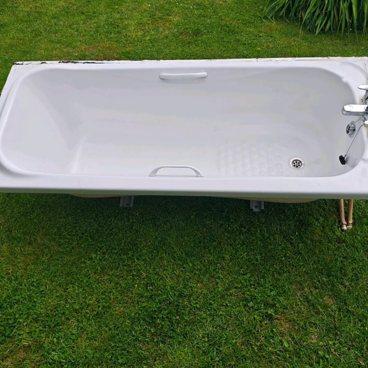 Bath - Image 1