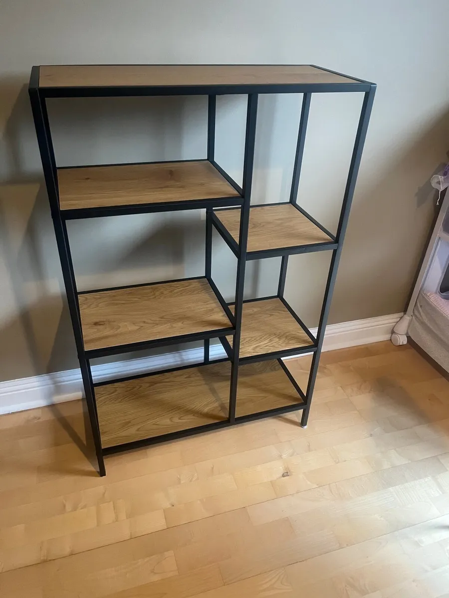 Photo Stand - Image 2