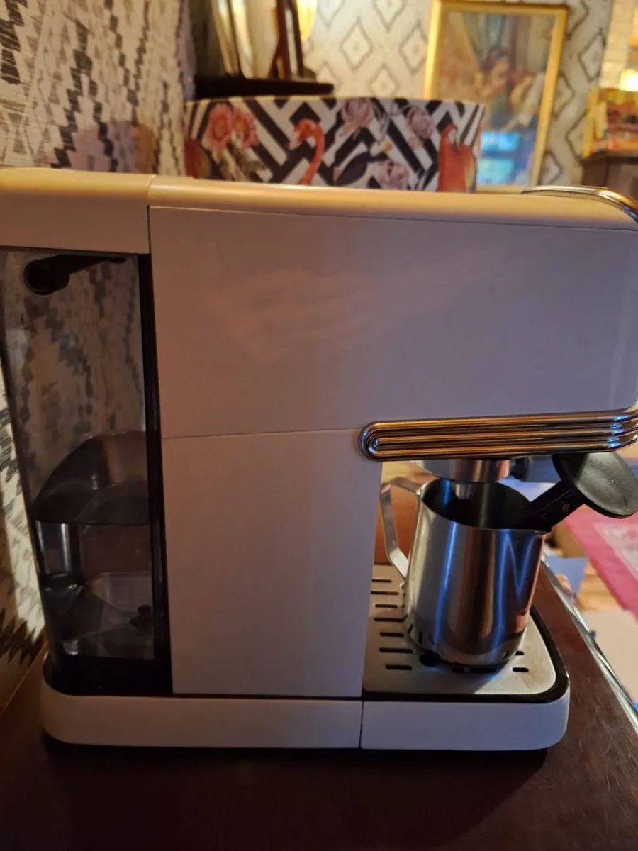 Coffee machine - Image 1
