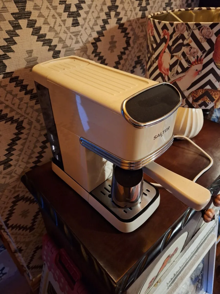 Coffee machine - Image 2