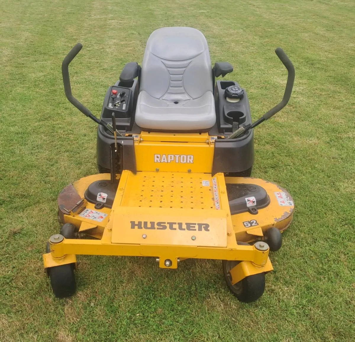 Hustler raptor 52 inch - Image 2