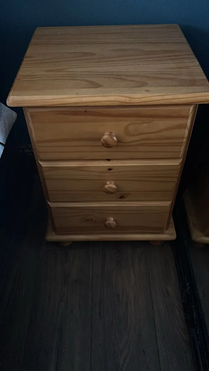 Content of house - Image 3