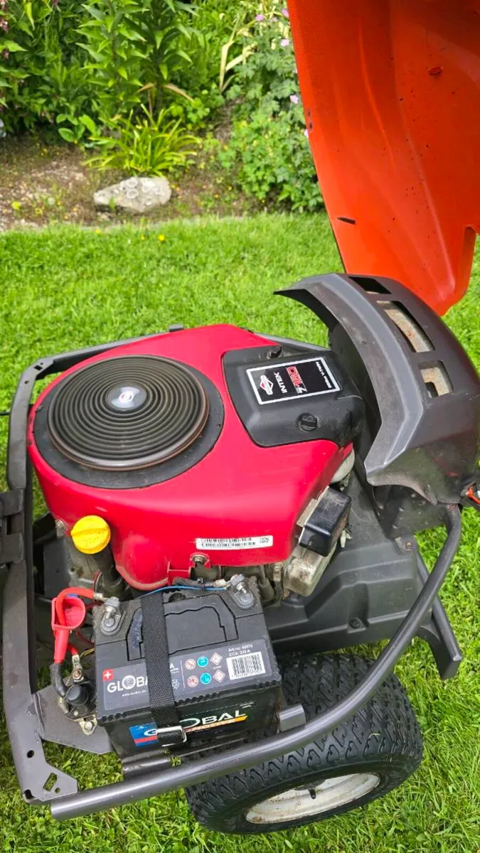 Husqvarna R214TC - Image 4