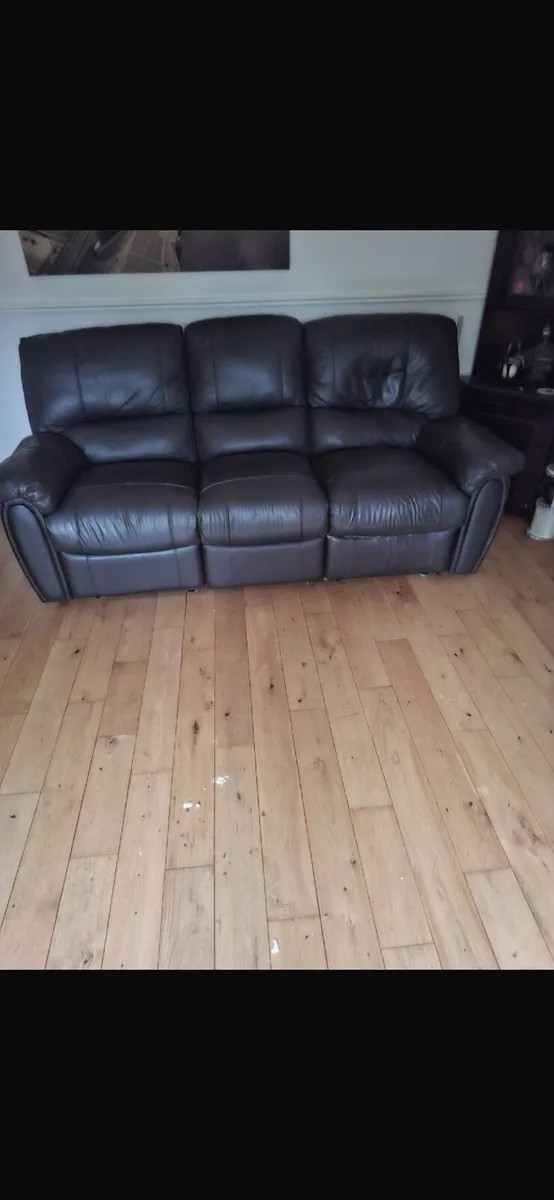 3 seater and two seater brown leather couch - Image 1