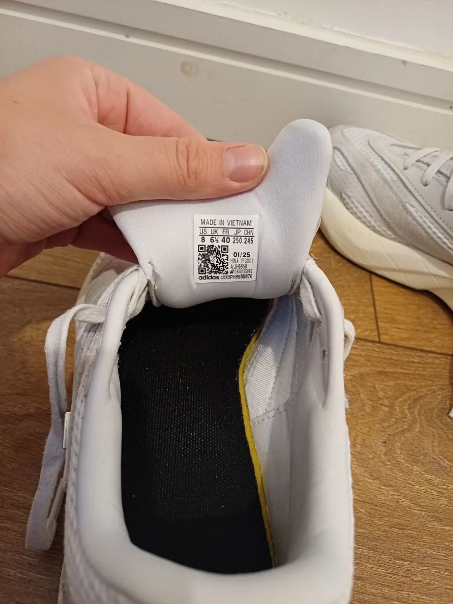 Adidas Lightblaze Shoes - Image 4