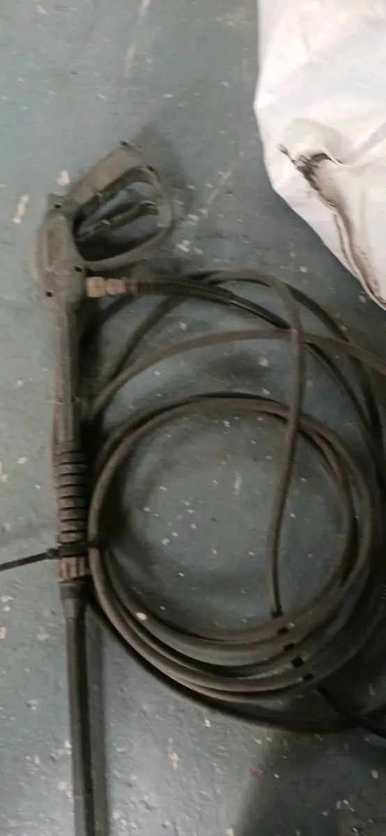 Hose - Image 2